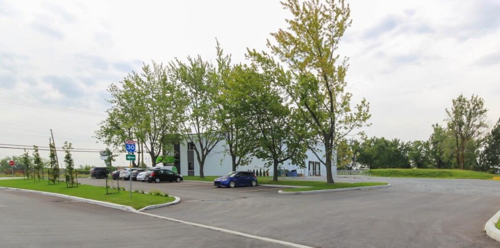 2800-2802 Rte Marie-Victorin, Varennes, QC à vendre - Photo du bâtiment - Image 1 de 1