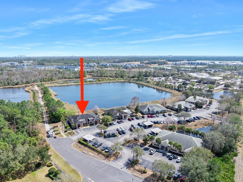 1667 Clyde Morris Blvd, Daytona Beach, FL à louer - Photo du bâtiment - Image 3 de 34