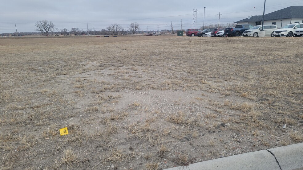 4807 43rd St, Columbus, NE à vendre - Photo principale - Image 1 de 3