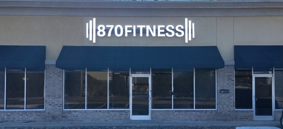 203 E Military Rd, Marion, AR à vendre - Photo du bâtiment - Image 2 de 23