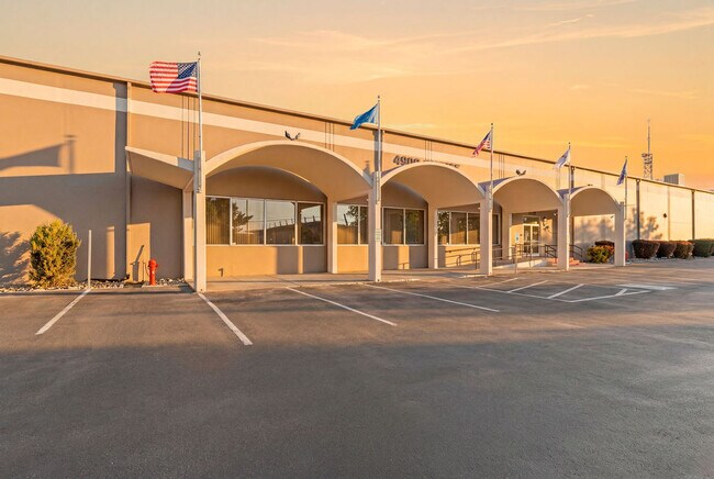 Plus de détails pour 4900-4904 Ampere Dr, Reno, NV - Industriel à louer
