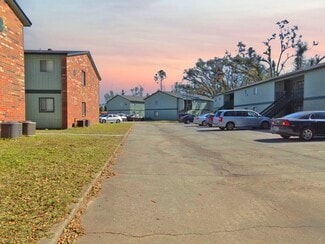 Plus de détails pour 2273 S Byron Butler Pky, Perry, FL - Multi-résidentiel à vendre