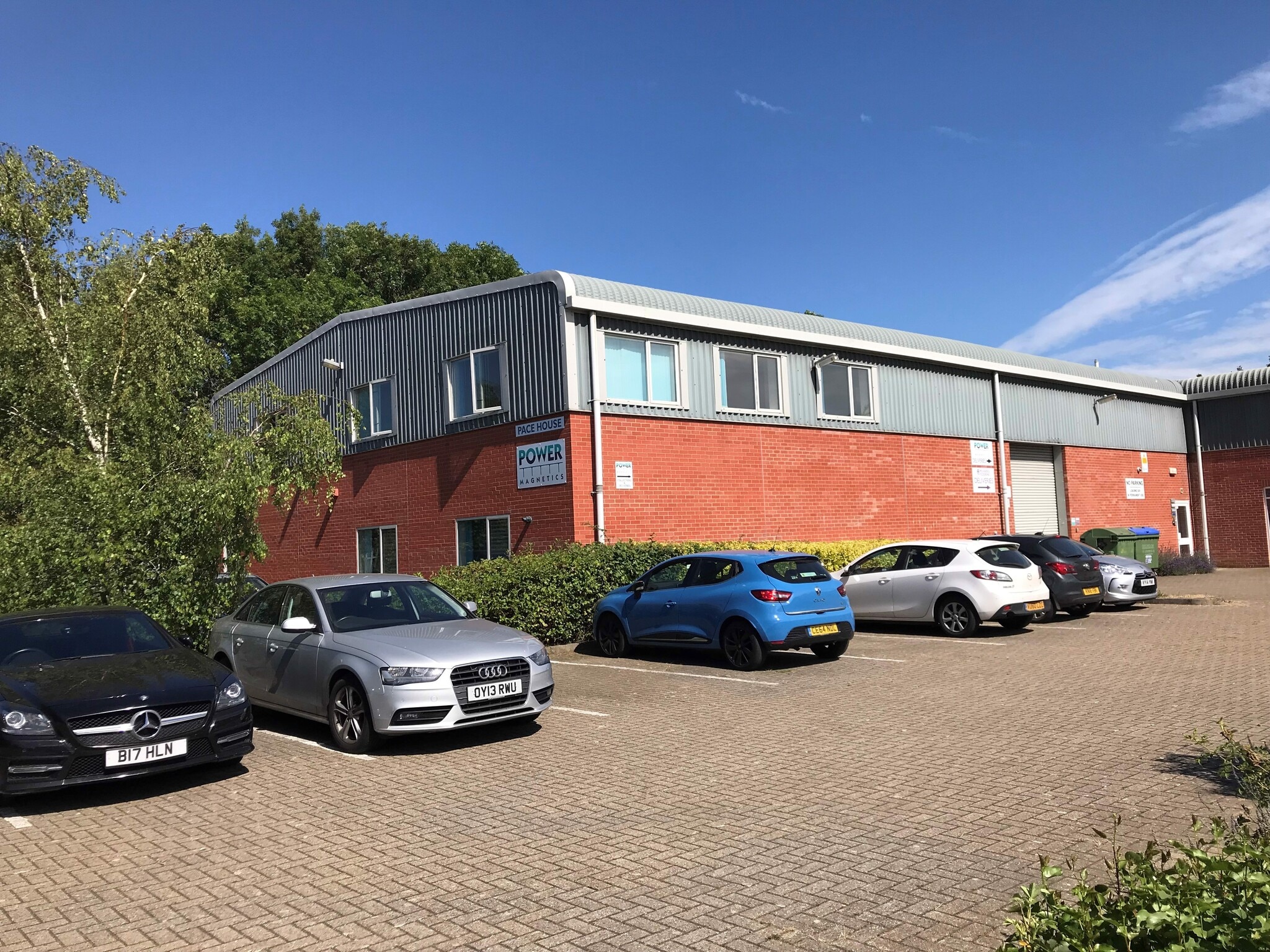 10-16 Little Balmer, Buckingham for lease Building Photo- Image 1 of 7