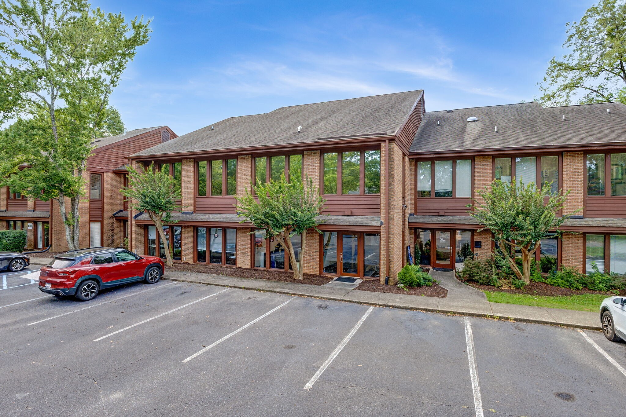 310 Mills Ave, Greenville, SC à louer Photo du bâtiment- Image 1 de 21