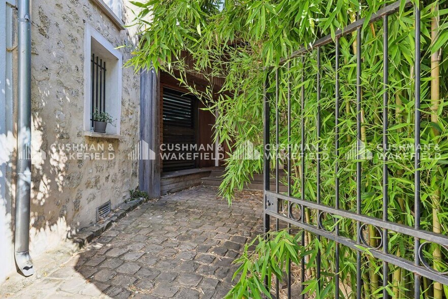 3 Bis Rue Des Fossés, Bagneux for sale - Building Photo - Image 1 of 14