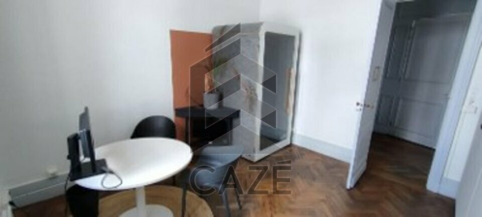 Office in Bordeaux for lease - Interior Photo - Image 2 of 3