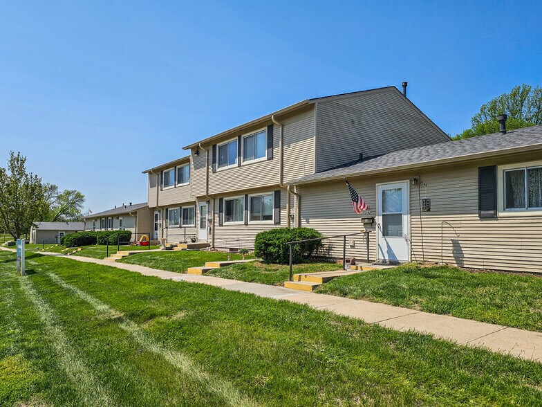 210 Sivers Rd, Glenwood, IA à vendre - Photo du bâtiment - Image 2 de 9