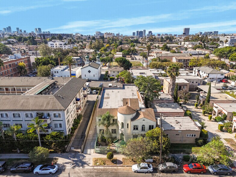 4038 Marathon St, Los Angeles, CA à vendre - Photo du bâtiment - Image 2 de 19