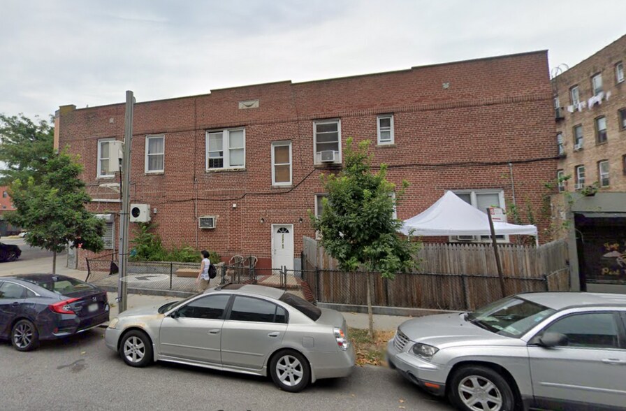 2383 65th St, Brooklyn, NY for sale - Primary Photo - Image 1 of 2