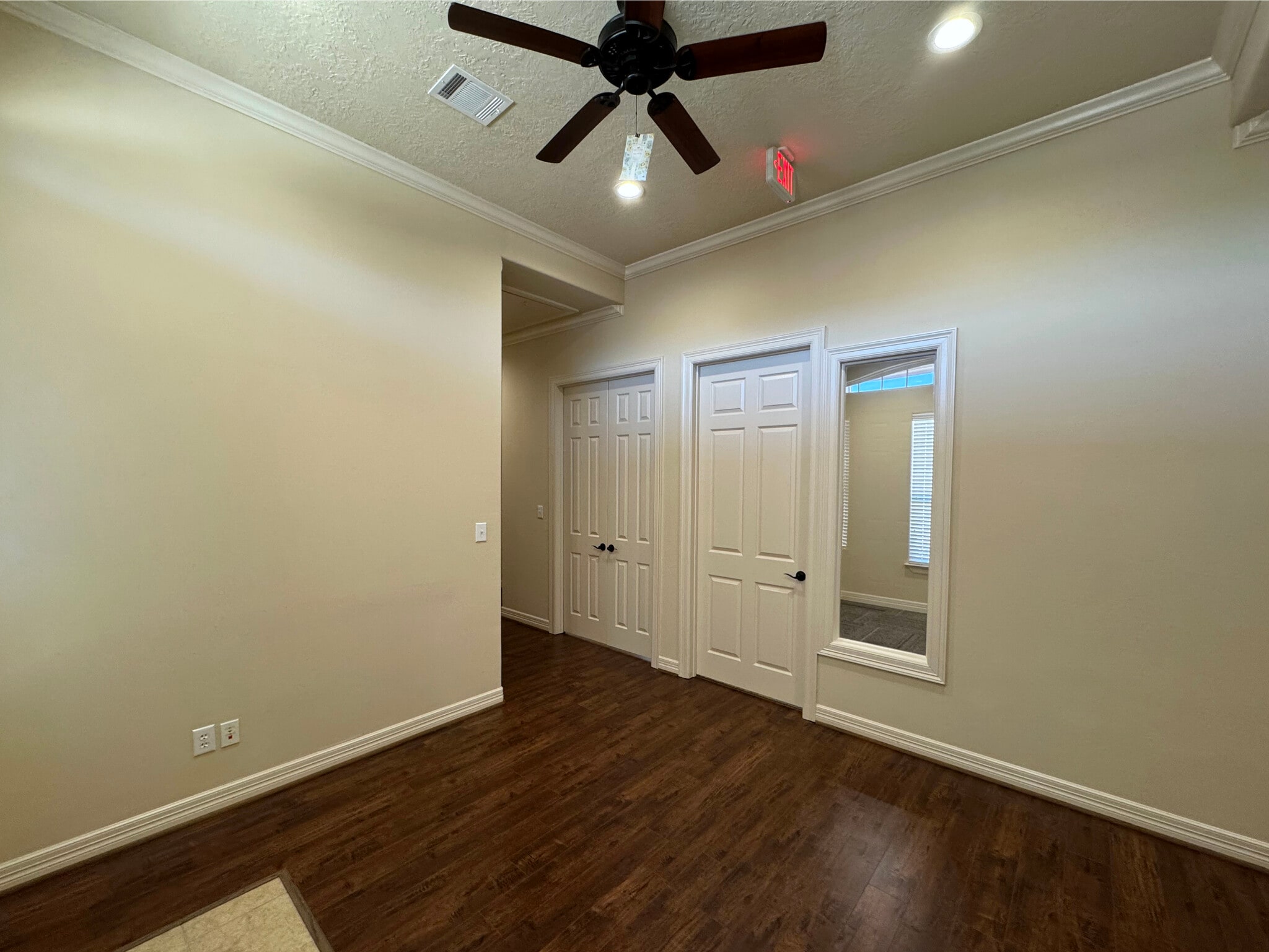 8900 Eastloch Dr, Spring, TX for lease Interior Photo- Image 1 of 21