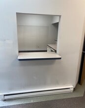 1602-1648 N Perry Rd, Pontiac, MI for lease Interior Photo- Image 1 of 5