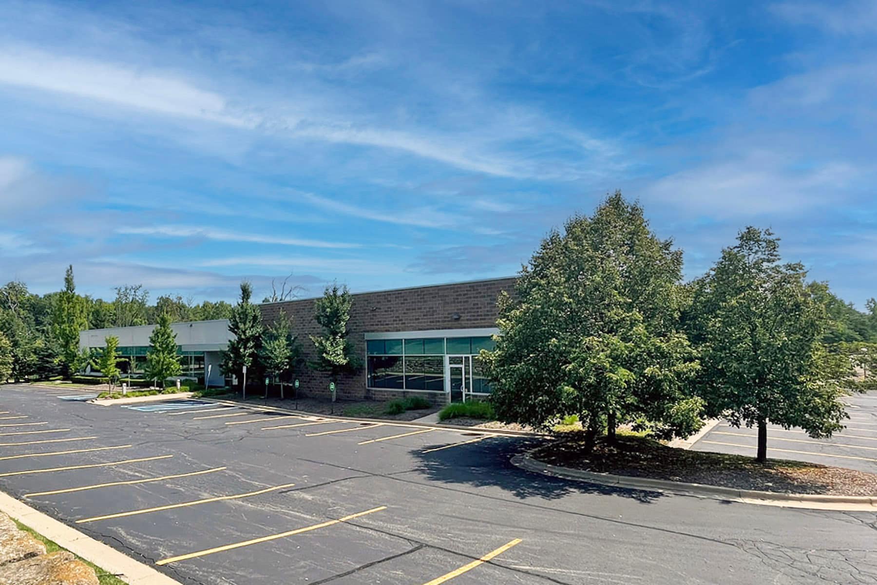 46097 Commerce Center Drive, Plymouth, MI for sale Primary Photo- Image 1 of 10