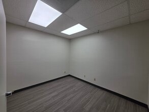 2155 N Forbes Blvd, Tucson, AZ for lease Interior Photo- Image 2 of 16