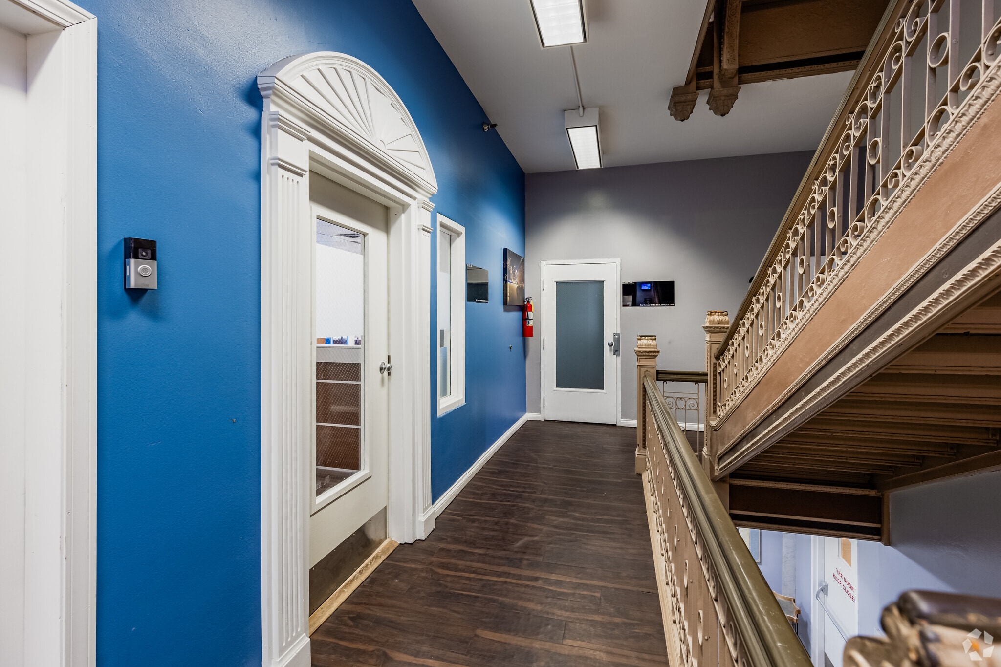 351-355 5th Ave, Pittsburgh, PA for lease Interior Photo- Image 1 of 10