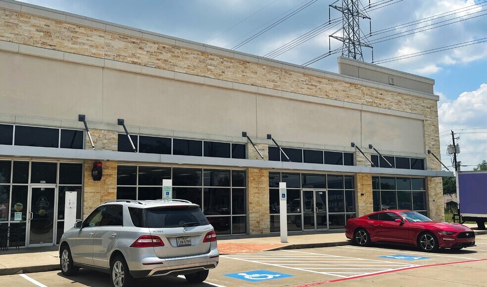 5932 Fairmont Pkwy, Pasadena, TX for sale - Building Photo - Image 3 of 4