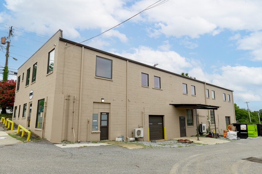 2940 Fulks St, Lynchburg, VA for sale - Building Photo - Image 2 of 9