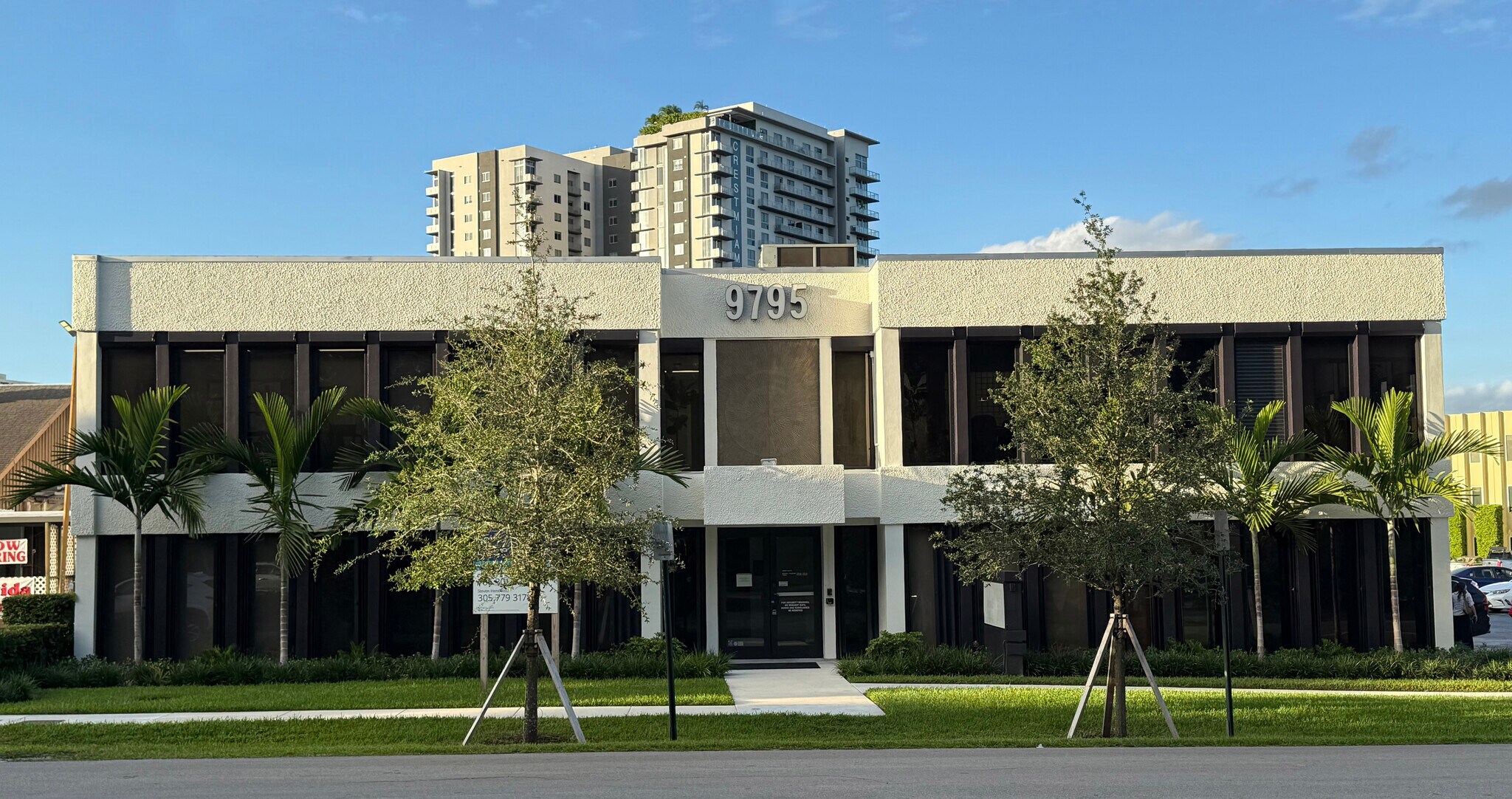 9795 S Dixie Hwy, Miami, FL à louer Photo du bâtiment- Image 1 de 7