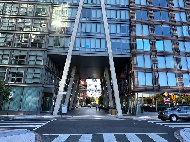 901 W St NW, Washington, DC à louer - Photo du bâtiment - Image 2 de 104