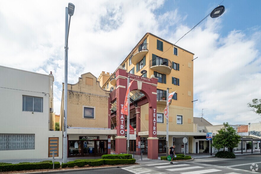23 Norton St, Leichhardt à louer - Photo du bâtiment - Image 2 de 7