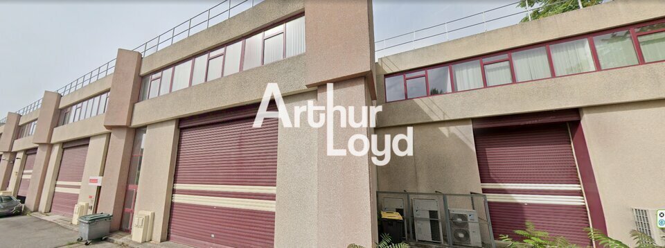 Flex in Vallauris for sale Building Photo- Image 1 of 4