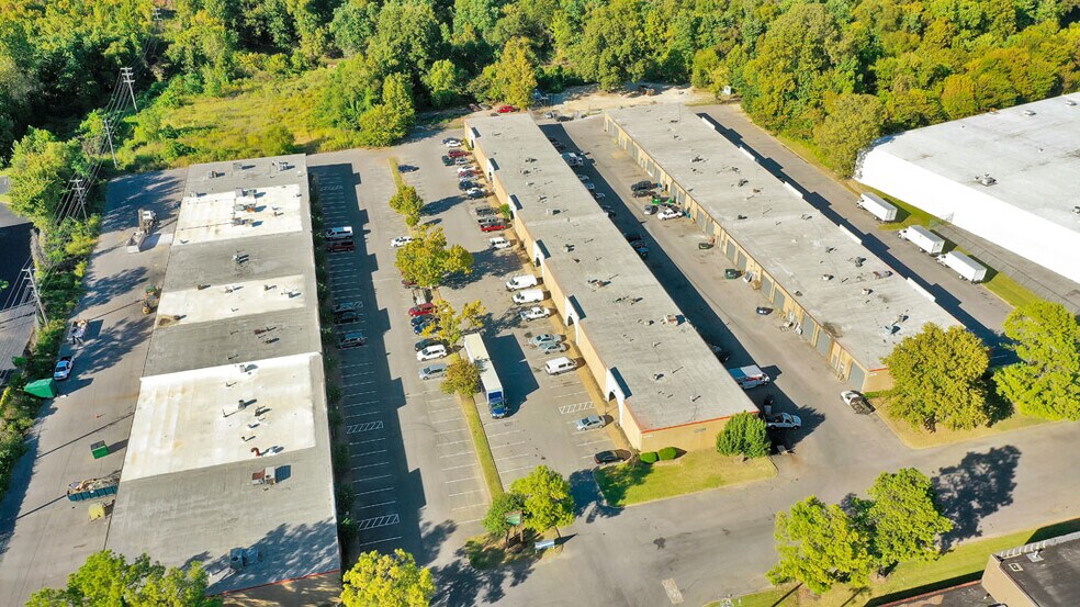 2856 Lamb Pl, Memphis, TN à louer - Photo du bâtiment - Image 2 de 5