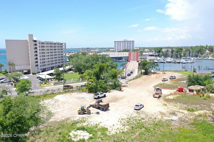 303-305 Beach Dr E, Panama City, FL à vendre - Aérien - Image 2 de 20