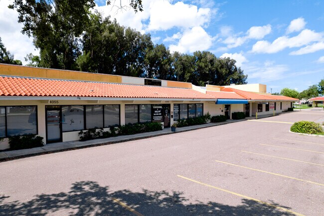 Plus de détails pour 3915-4105 Cortez Rd, Bradenton, FL - Bureau/Médical à louer