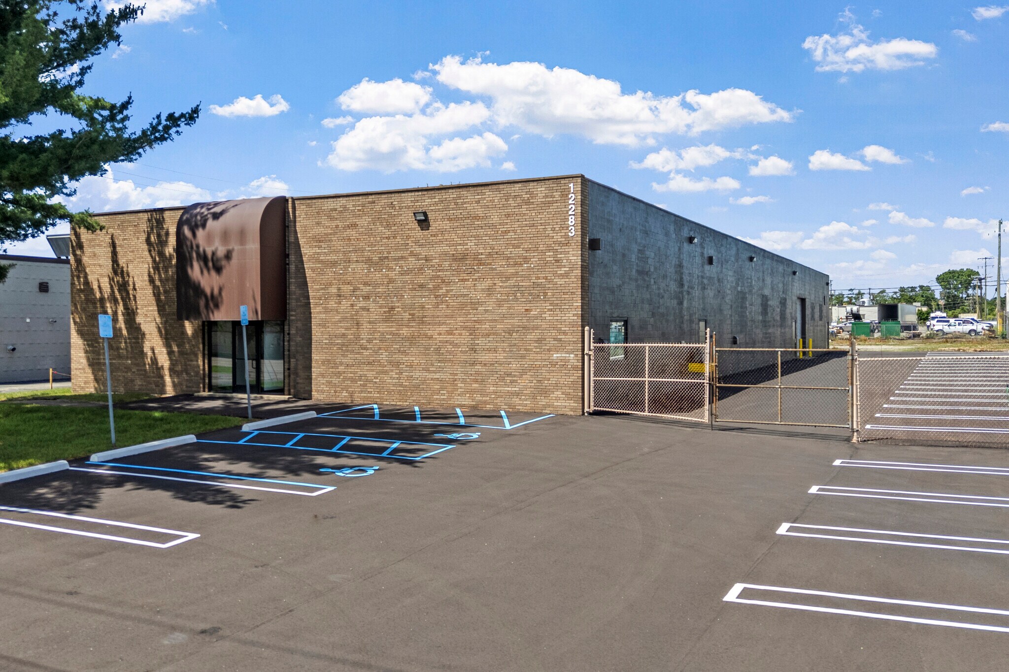 12283 Levan Rd, Livonia, MI for lease Building Photo- Image 1 of 10