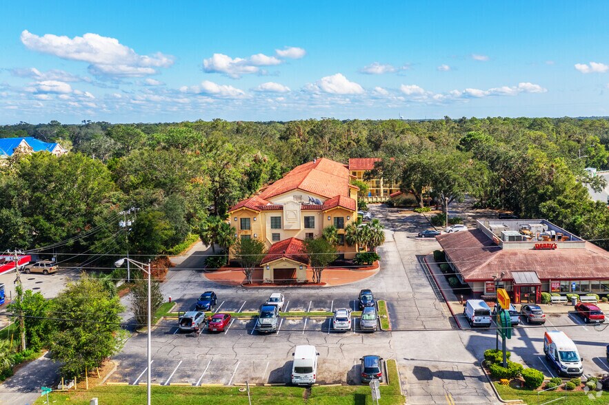 7750 Davis Hwy, Pensacola, FL à vendre - Photo du bâtiment - Image 2 de 7