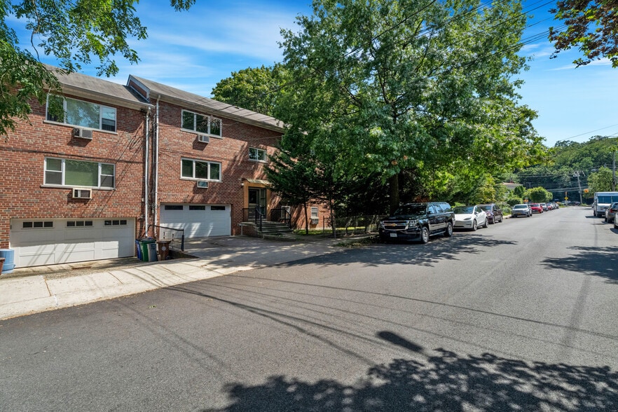 5834 Fieldston Rd, Bronx, NY for sale - Building Photo - Image 3 of 48