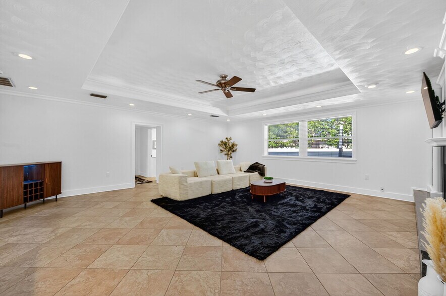 516 Lucerne Ave, Tampa, FL à vendre - Photo du bâtiment - Image 2 de 18