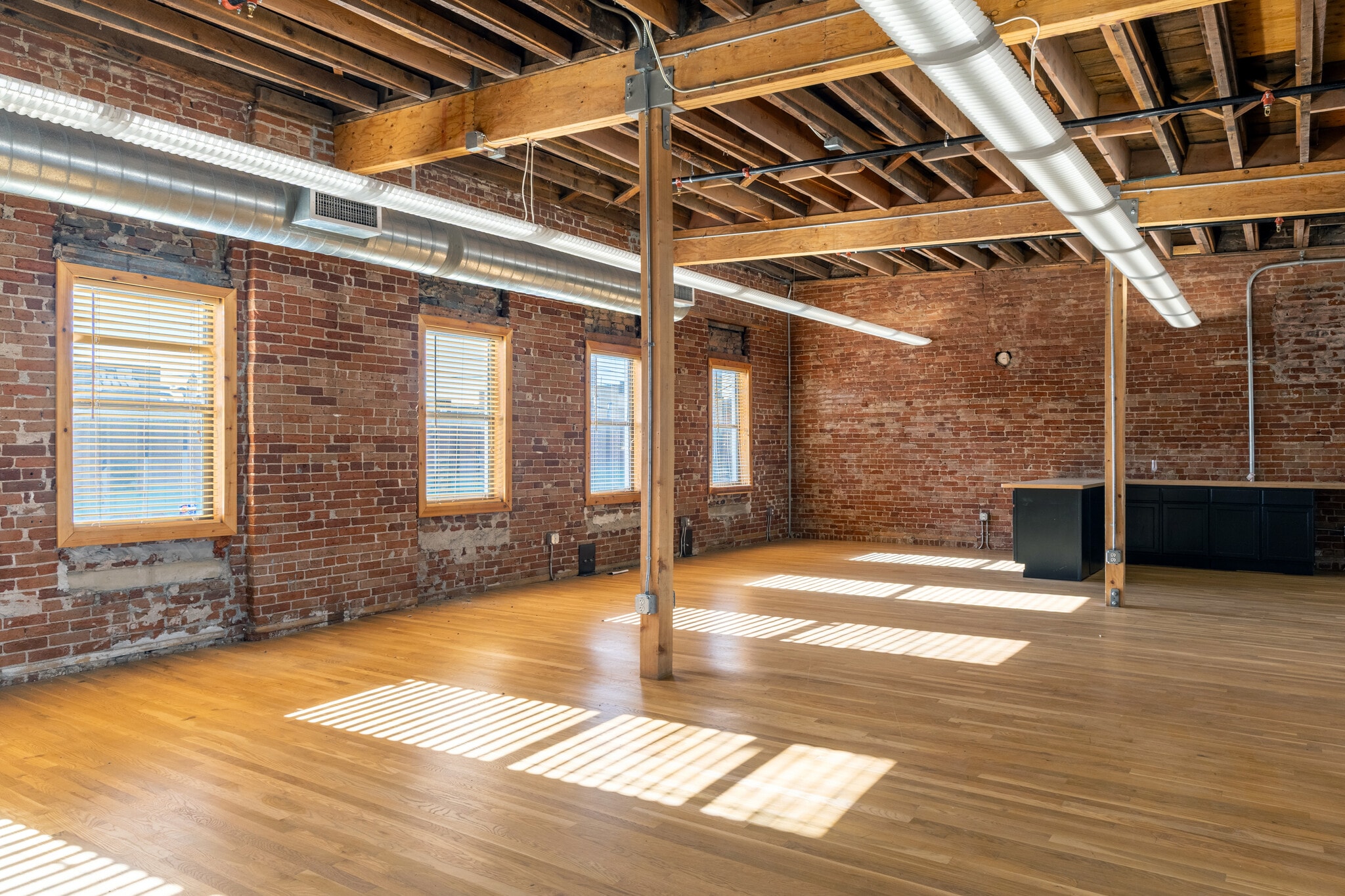2737 Larimer St, Denver, CO for lease Interior Photo- Image 1 of 19