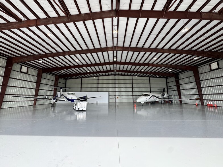2575 Rescue Wy, Brooksville, FL for sale - Interior Photo - Image 3 of 4