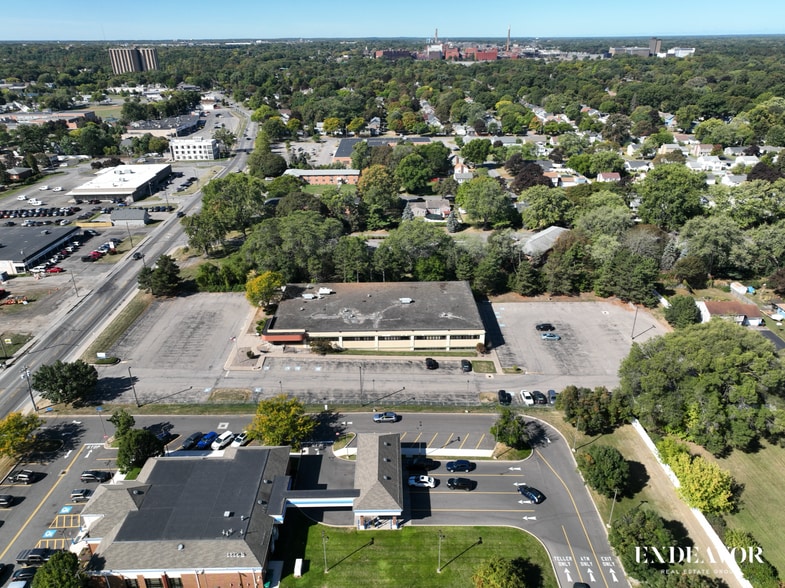 486-494 E Ridge Rd, Rochester, NY à vendre - Photo du bâtiment - Image 2 de 6