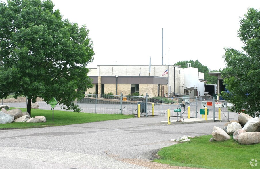 4471 Valley Industrial Blvd S, Shakopee, MN à louer - Photo du bâtiment - Image 2 de 3