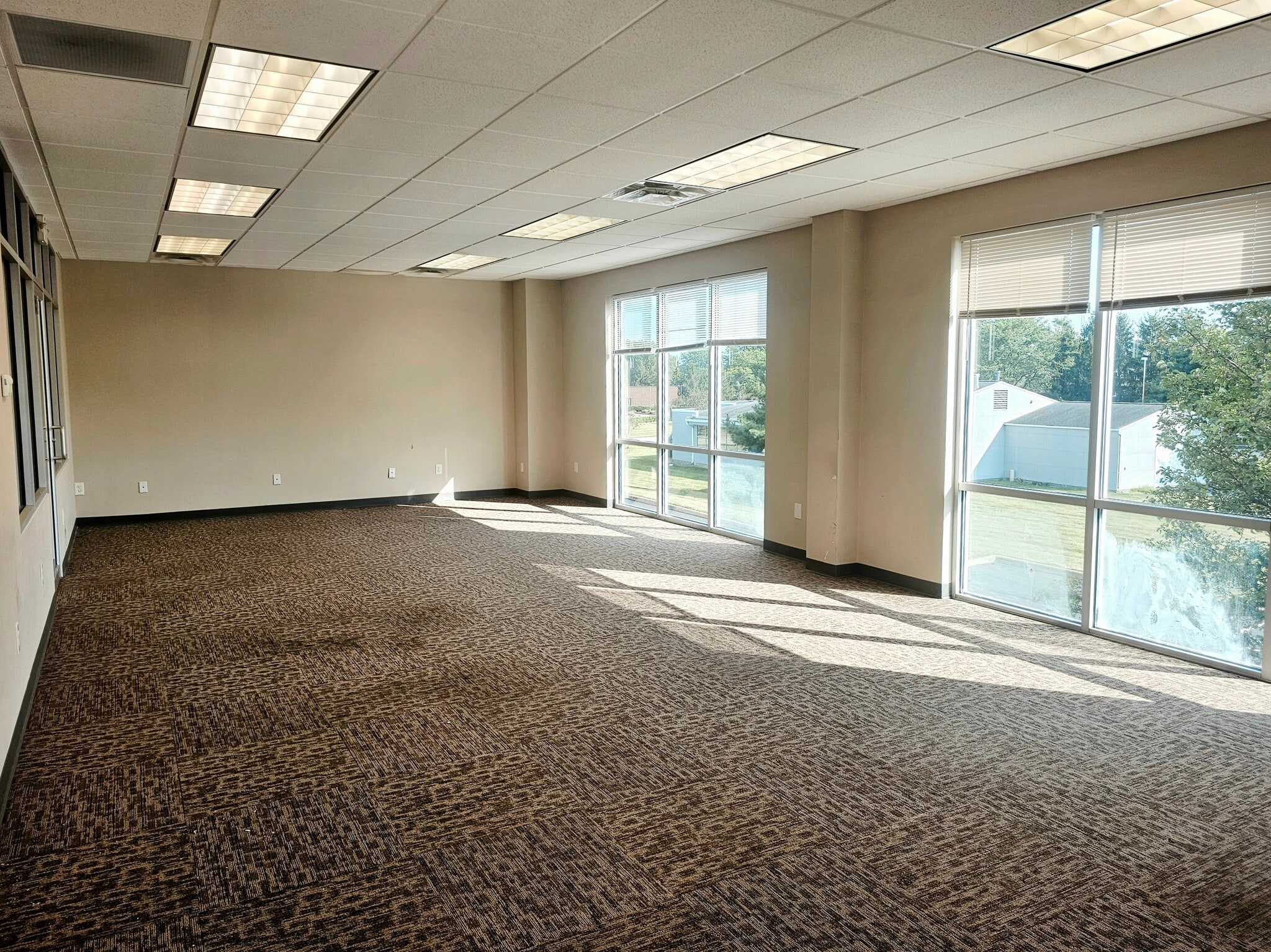 9039 Antares Ave, Columbus, OH for lease Interior Photo- Image 1 of 15