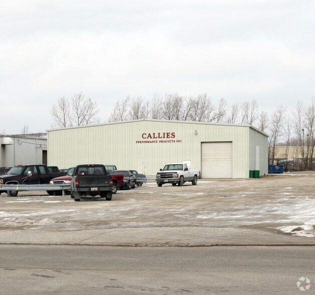110 W Jones Rd, Fostoria, OH à vendre - Photo du bâtiment - Image 3 de 4