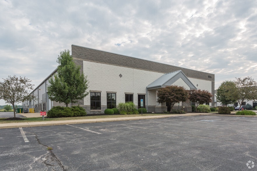 1065 Medina Rd, Medina, OH for lease - Primary Photo - Image 1 of 5