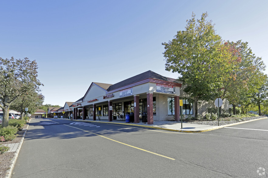 601 Route 206, Hillsborough, NJ for lease - Building Photo - Image 2 of 13