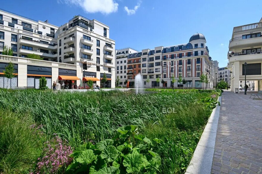 411 Avenue Du Général De Gaulle, Clamart à louer - Photo du bâtiment - Image 2 de 8