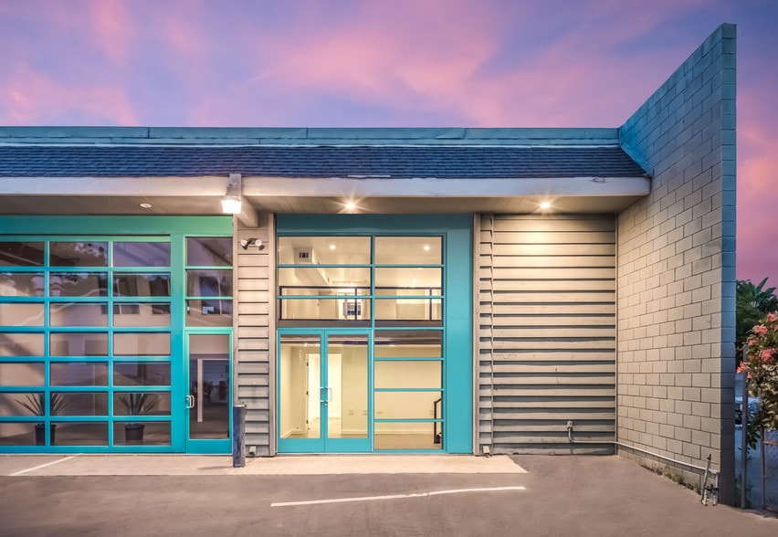 607 N Vulcan Ave, Encinitas, CA for lease - Building Photo - Image 3 of 15