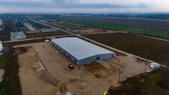 Plus de détails pour 595 1st St, Hanover, ON - Industriel à louer