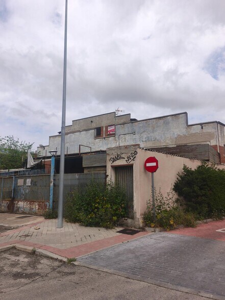 Terrain dans Fuenlabrada, Madrid à vendre - Photo du bâtiment - Image 2 de 4