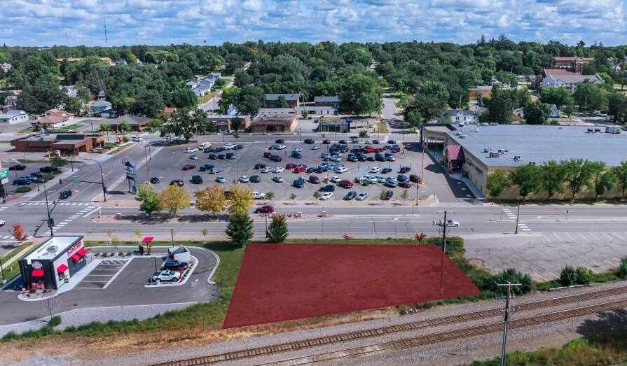 Benton Dr, Sauk Rapids, MN à vendre - Photo du bâtiment - Image 2 de 4