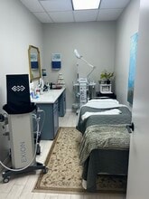 3100 S University Blvd, Jacksonville, FL à louer Photo intérieure- Image 2 de 5