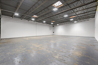 280 N Midland Ave, Saddle Brook, NJ for lease Interior Photo- Image 2 of 4