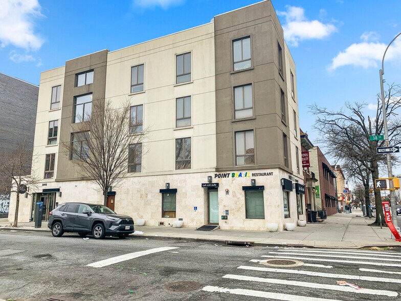 3801 31st Ave, Astoria, NY for sale - Building Photo - Image 3 of 6