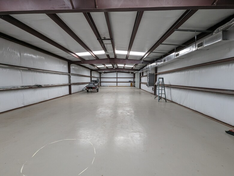 3825 W Sr-390, Panama City, FL for lease - Interior Photo - Image 2 of 4