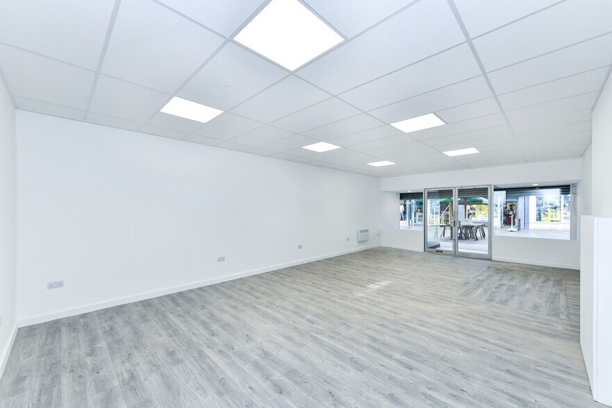 19 Burlington St, Chesterfield à louer - Photo intérieure - Image 3 de 4