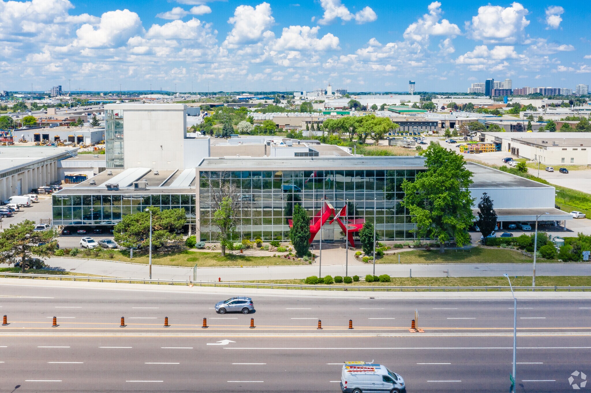 1000 Steeles Ave E, Brampton, ON for sale Building Photo- Image 1 of 1